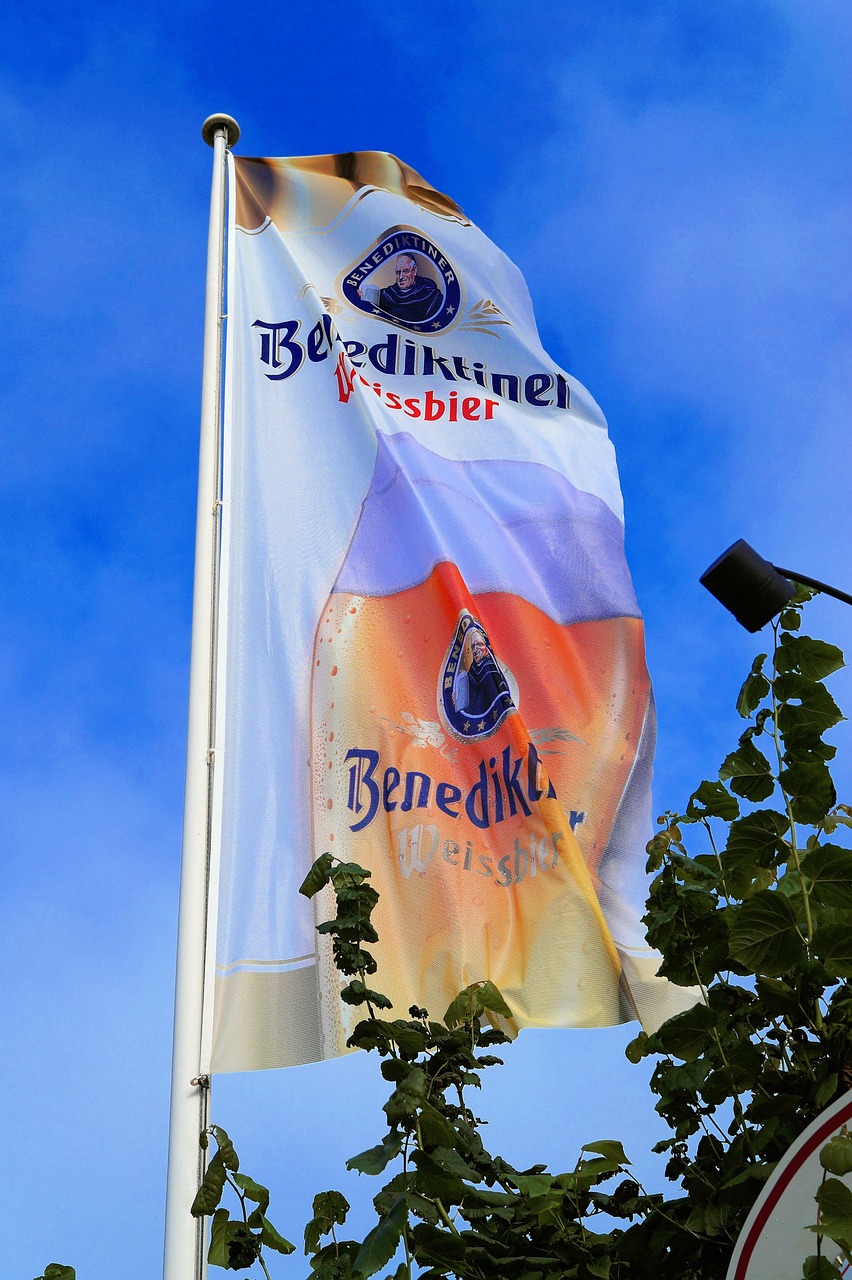 Fra idé til opsætning: Guide til effektive bannere og flag med tryk